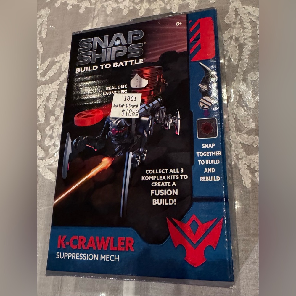 NWT SNAP SHIPS K-CRAWLER